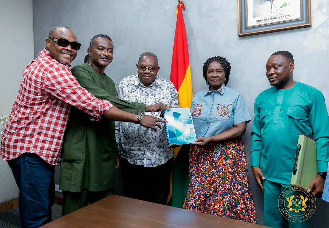 CCMA Presents Eight-Year Development Plan to Vice President